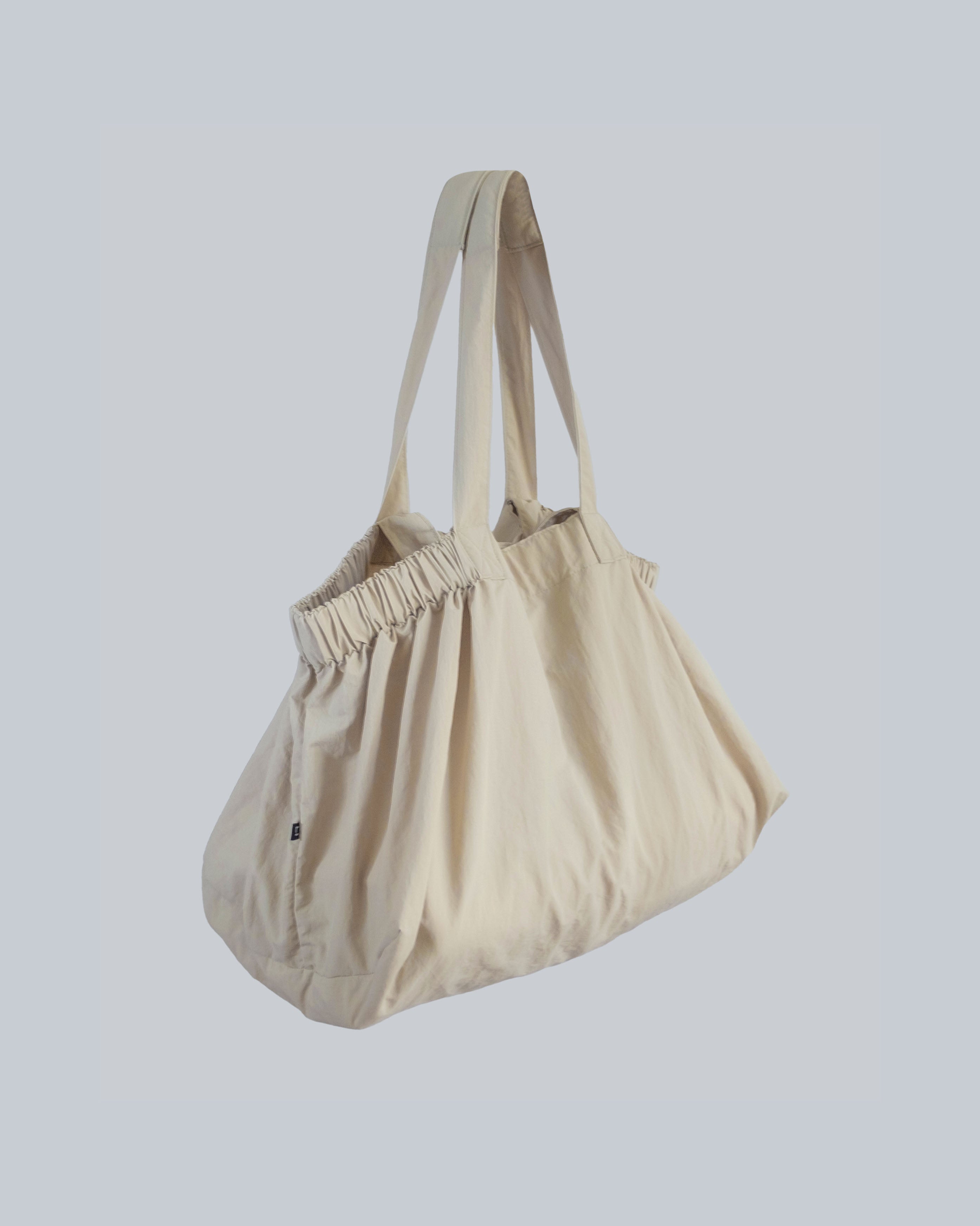 Le Trocadéro - Cream